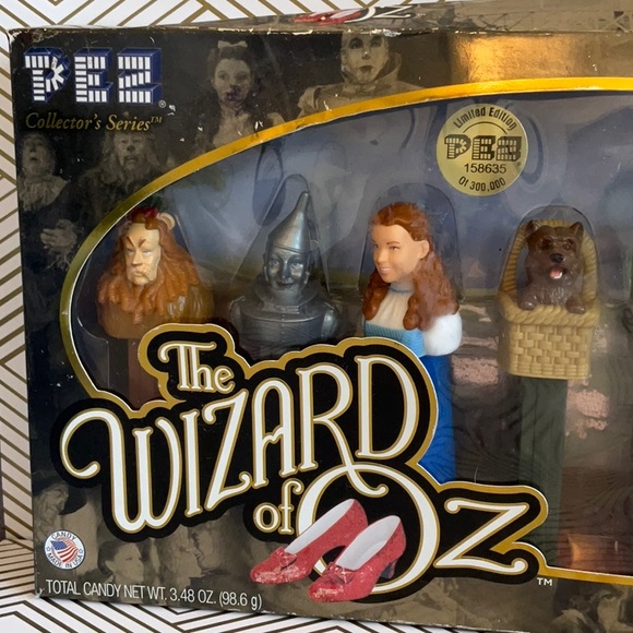 PEZ The Wizard of Oz 60th Anniversary Collector’s Series Memorabilia - Picture 4 of 12